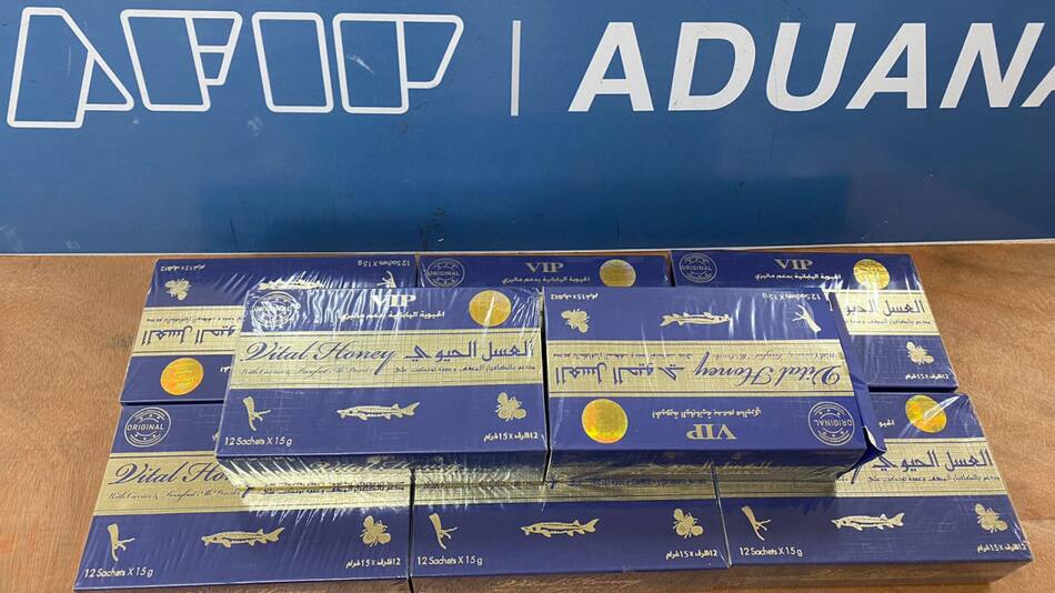 Aduana evitó el contrabando de un estimulante sexual prohibido. Foto: Prensa.