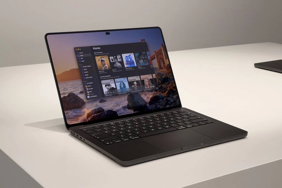 Apple lanzó la MacBook Pro táctil