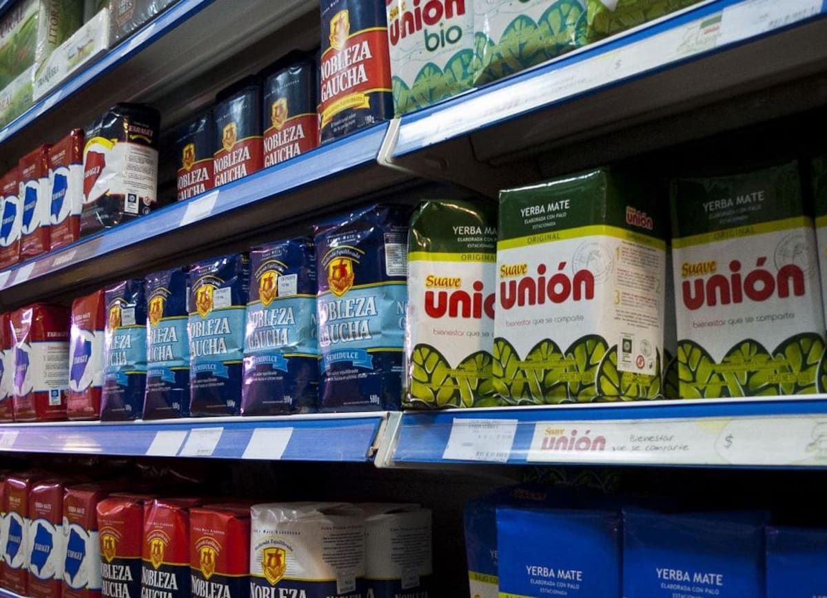 Yerba mate, supermercado, góndola, NA