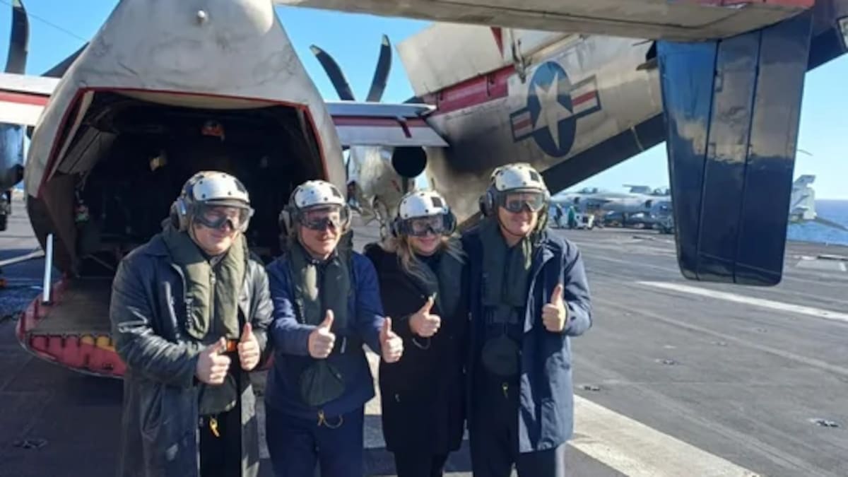 Javier Milei en el portaaviones USS Nimitz.