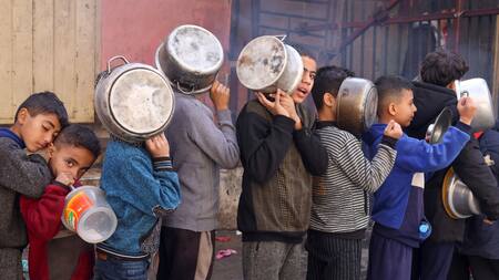 Hambruna en Gaza. Foto: Reuters.