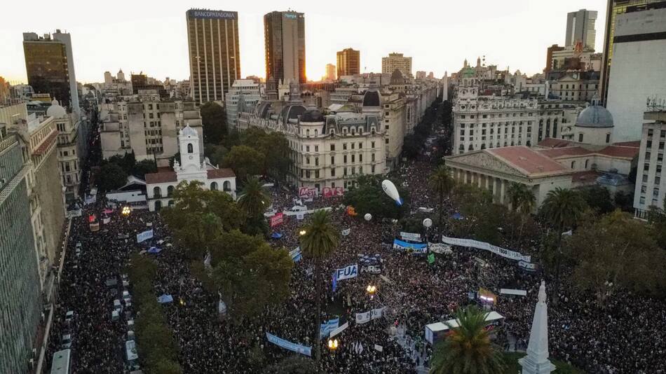 Marcha Federal Universitaria en el centro porteño. Foto: NA.