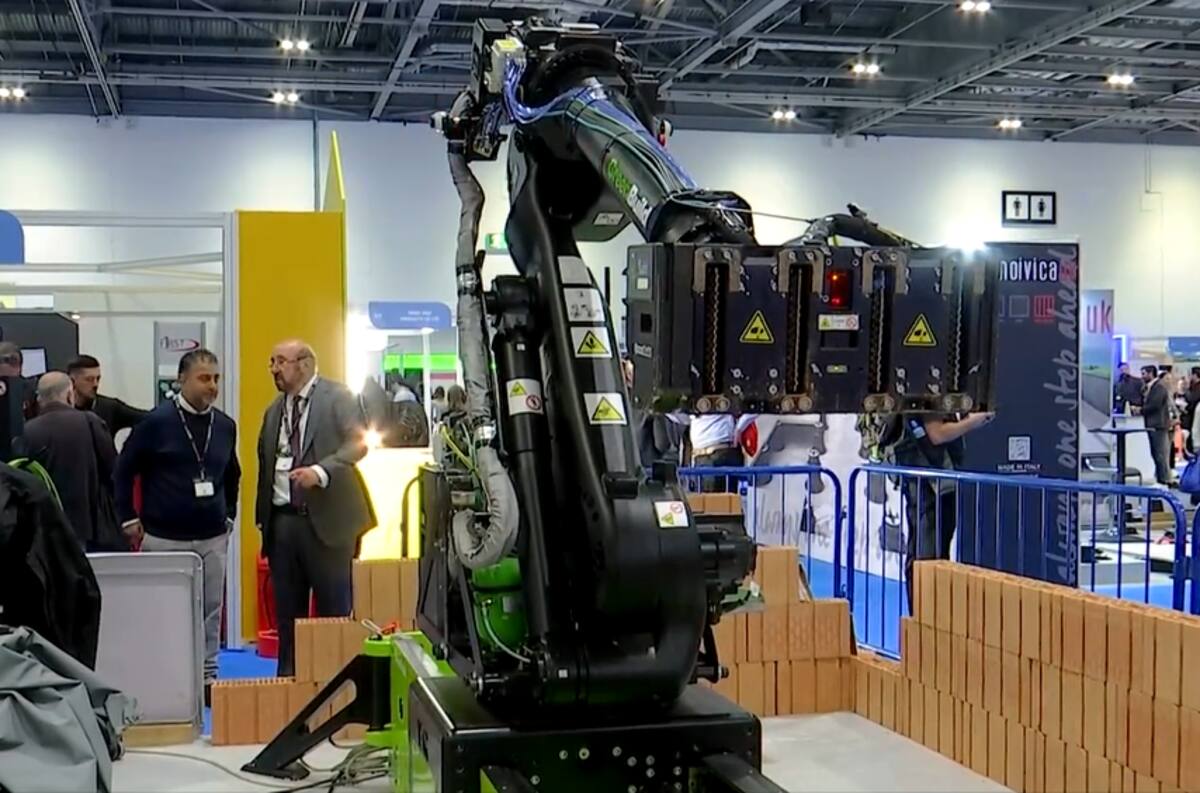 Walter, nuevo robot albañil.