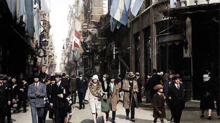 Calle Florida vista desde Sarmiento hacia Perón en 1927