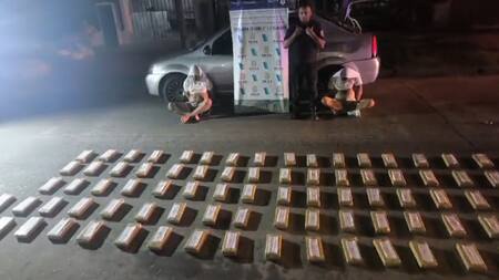 Impactante operativo antidrogas: incautaron 100 kilos de marihuana en un auto en La Matanza