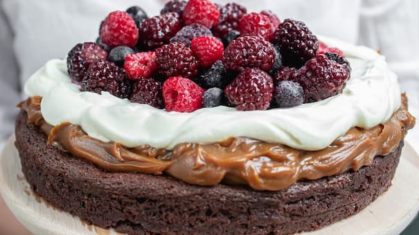 Sin harina ni azúcar: cómo hacer una exquisita marquise de chocolate saludable en pocos minutos