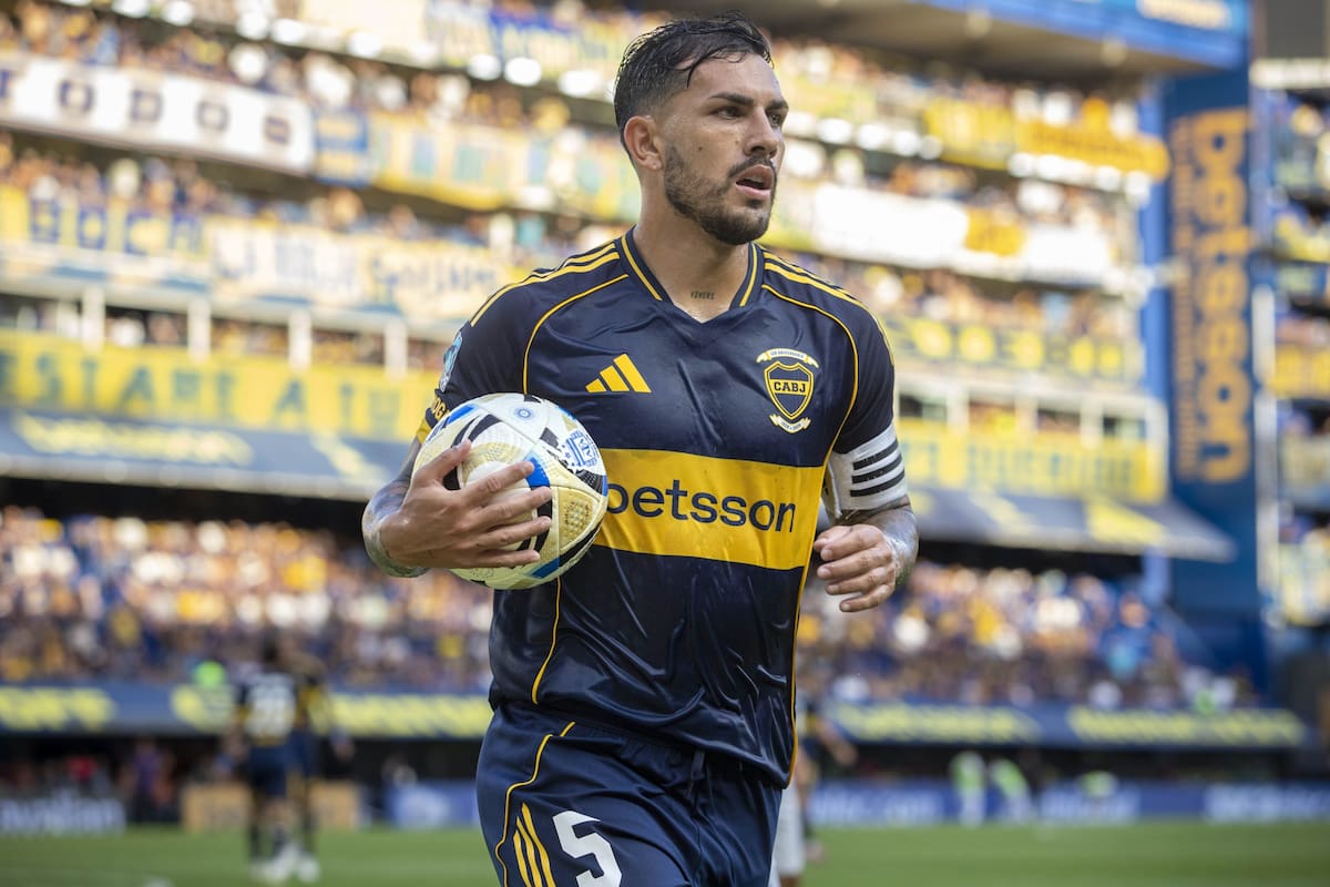 Leandro Paredes, capitán y número 5 de Boca Juniors.