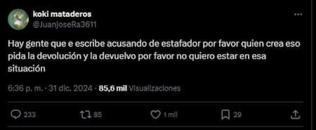 Un albañil denunció haber sido engañado y la comunidad de X lo ayudó, pero ahora dudan sobre los hechos. Foto captura X