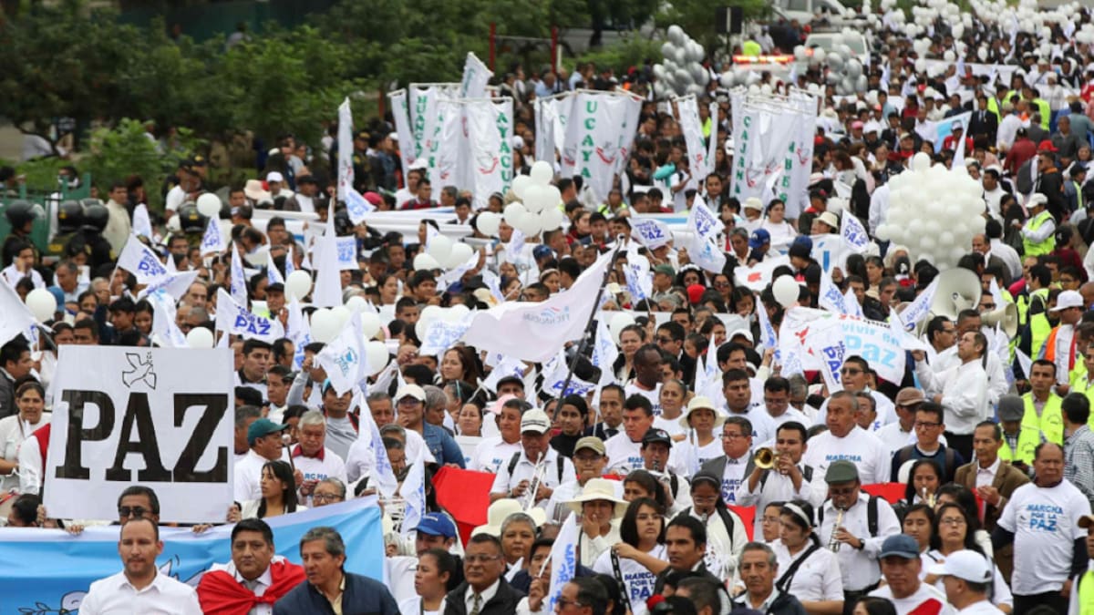 Manifestaciones en Perú. Foto: EFE.