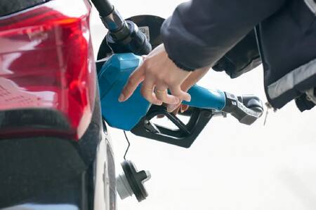 Aumento de combustibles; nafta. Foto: NA