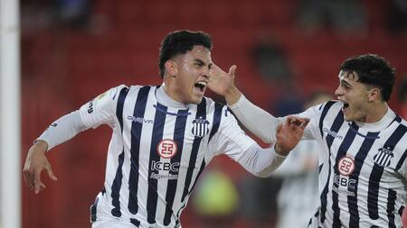 José David Romero, el héroe del triunfo de Talleres ante Huracán. Foto: Télam.