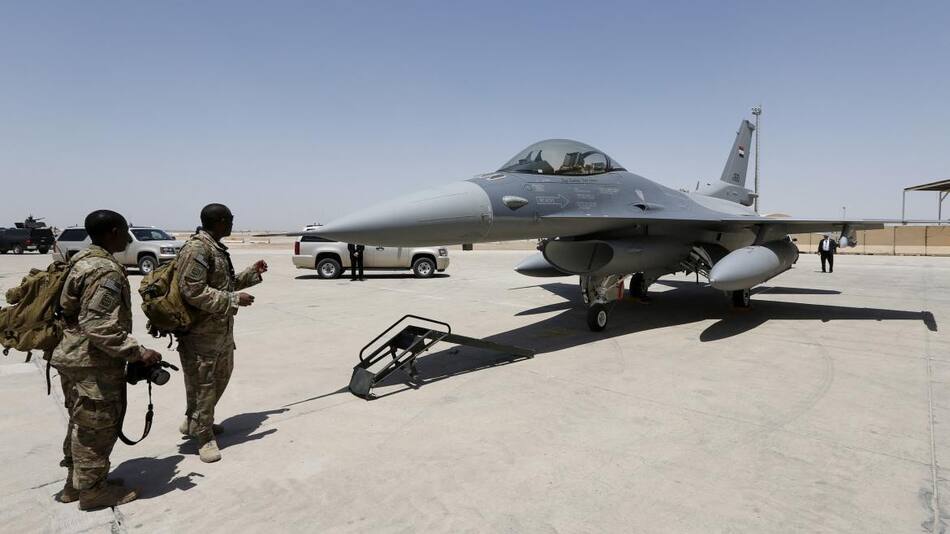 Aviones F-16. Foto: Reuters.