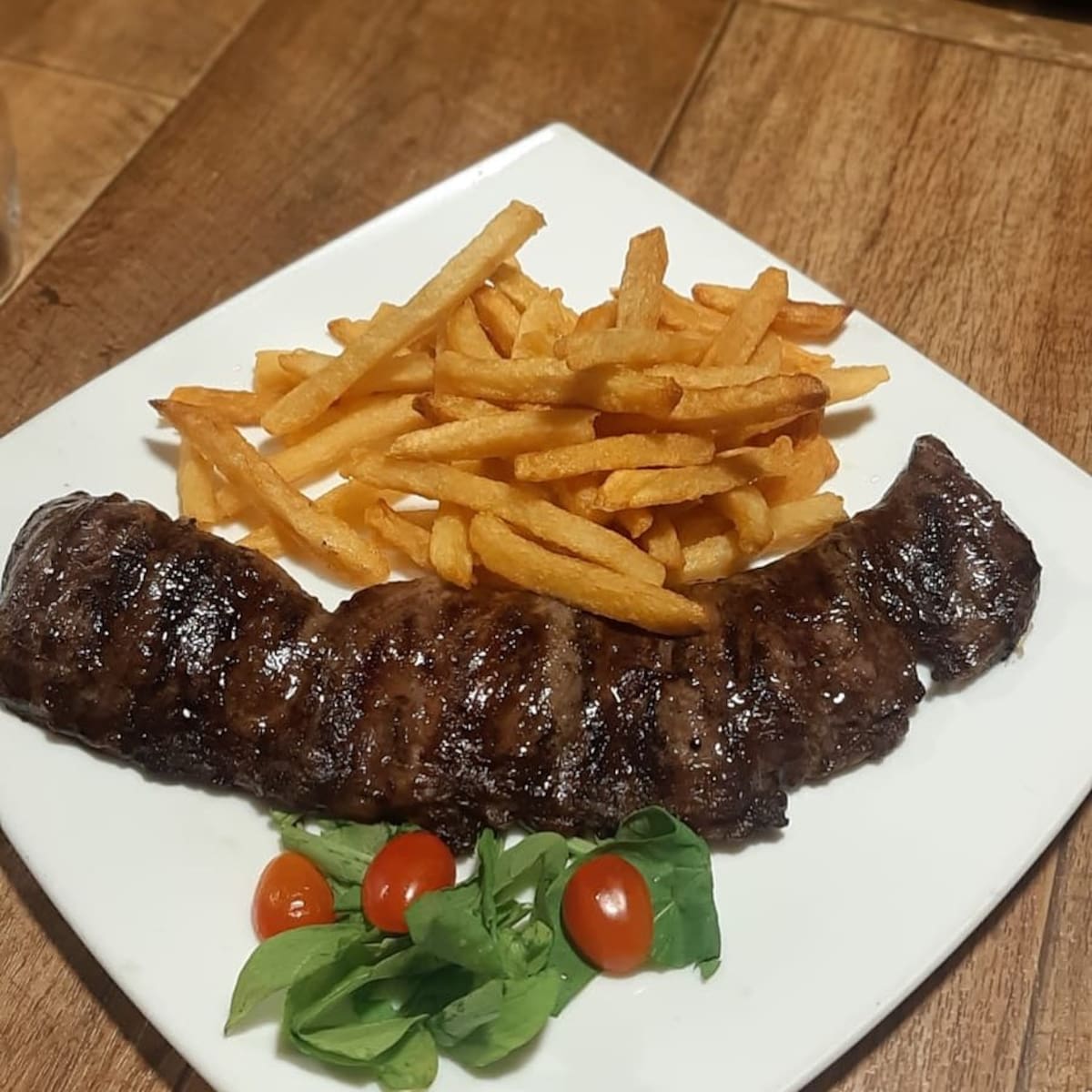 La Parrilla: tradición familiar sobre la Ruta 205