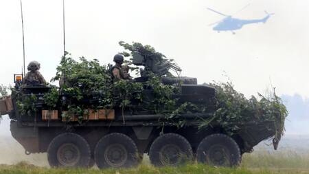 Vehículos Stryker. Foto: REUTERS.