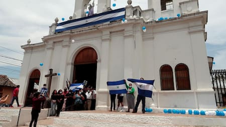 Manifestación en iglesia de Nicaragua. Foto: EFE