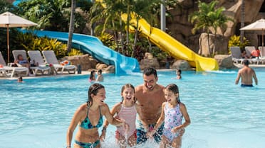 El parque acuático más grande de Argentina inició la preventa de entradas: cuánto salen y qué atracciones promete