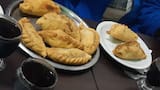 La pizzería más antigua de CABA no está en Corrientes y tiene las mejores empanadas fritas