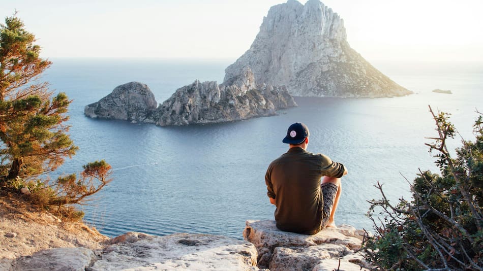 Algunos signos del zodiaco deben aprovechar la oportunidad para viajar antes de que termine el año. Foto: Pexels.