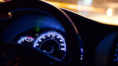 Cómo desmpañar los vidrios del auto de forma "casera". Foto: Unsplash.