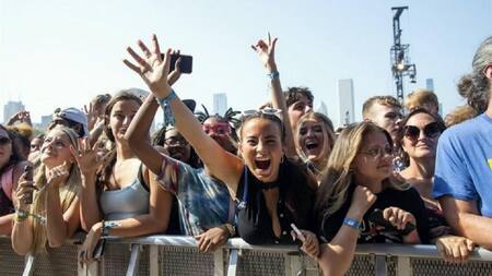 Un nutrido programa de eventos masivos en EEUU hace temer por los contagios, pero incentiva la vacunación