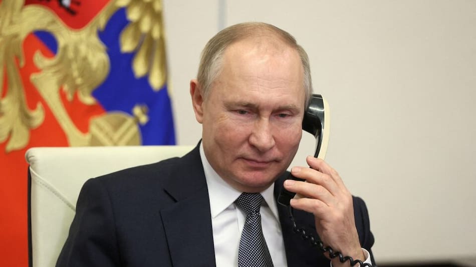 Conversación telefónica de Vladimir Putin. Foto: Reuters/Mikhail Metzel