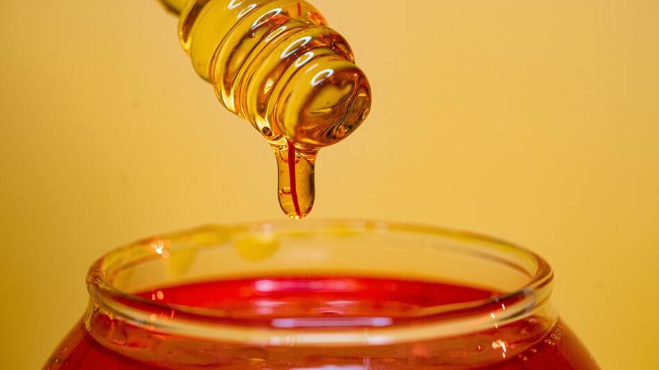 ANMAT prohibió a una reconocida marca de miel. Foto: Unsplash.