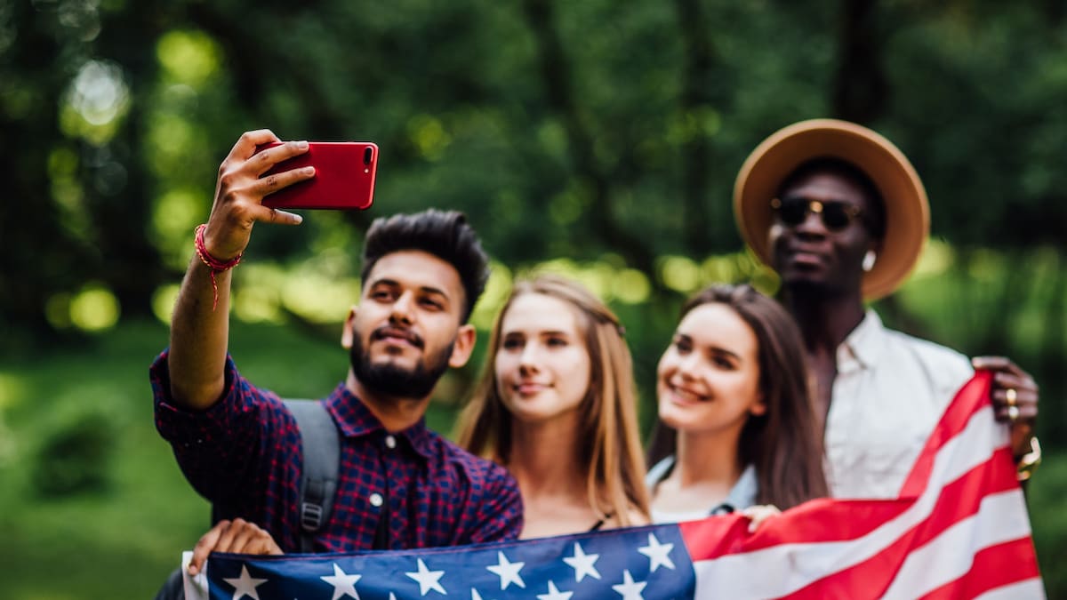 Las ciudades de Estados Unidos en las que se habla español. Foto Freepik