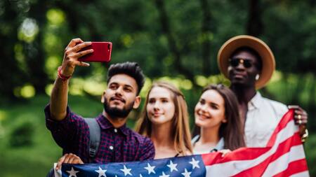 Las ciudades de Estados Unidos en las que se habla español. Foto Freepik