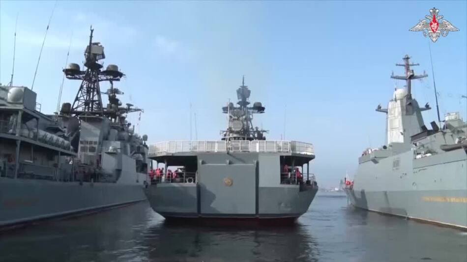 Rusia realiza entrenamientos militares en el mar de Japón y Ojotsk. Video: Reuters.