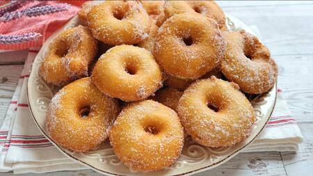 Buñuelos de manzana. Foto: captura YouTube