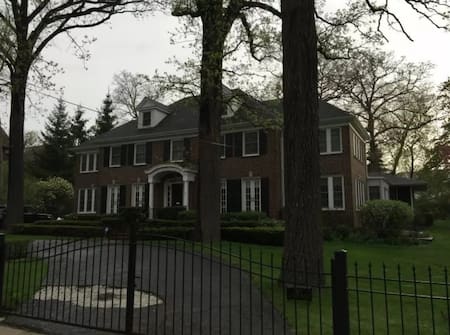 La mansión de "Mi Pobre Angelito". Fuente: Wikimedia commons