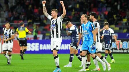 Gimnasia La Plata y Central Córdoba. Foto: Telam.