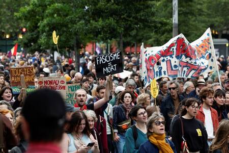 Manifestaciones en Francia contra la extrema derecha. Foto: Reuters.