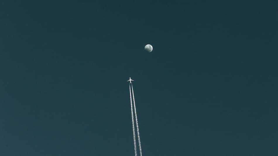 Viaje a la Luna. Foto: Unsplash.