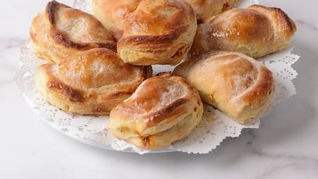 Empanadas de vigilia. Foto: Instagram @lasvioletasconfiteriaok