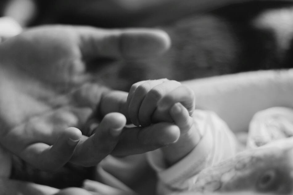 Maternidad, lactancia, bebé, salud. Foto: Unsplash