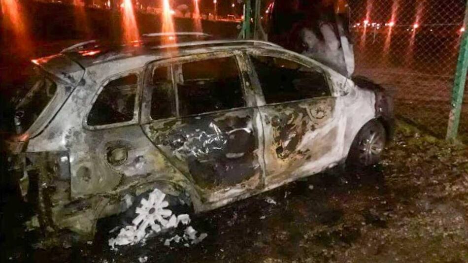 Incendiaron autos del platel de Aldosivi. Foto: NA