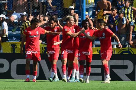 Lautaro Guzmán; Rosario Central-Arsenal. Foto: Télam.