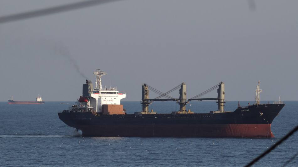 Cereales ucranianos por el mar Negro. Foto: Reuters.
