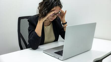 Estrés crónico en trabajadores. Foto: Unsplash