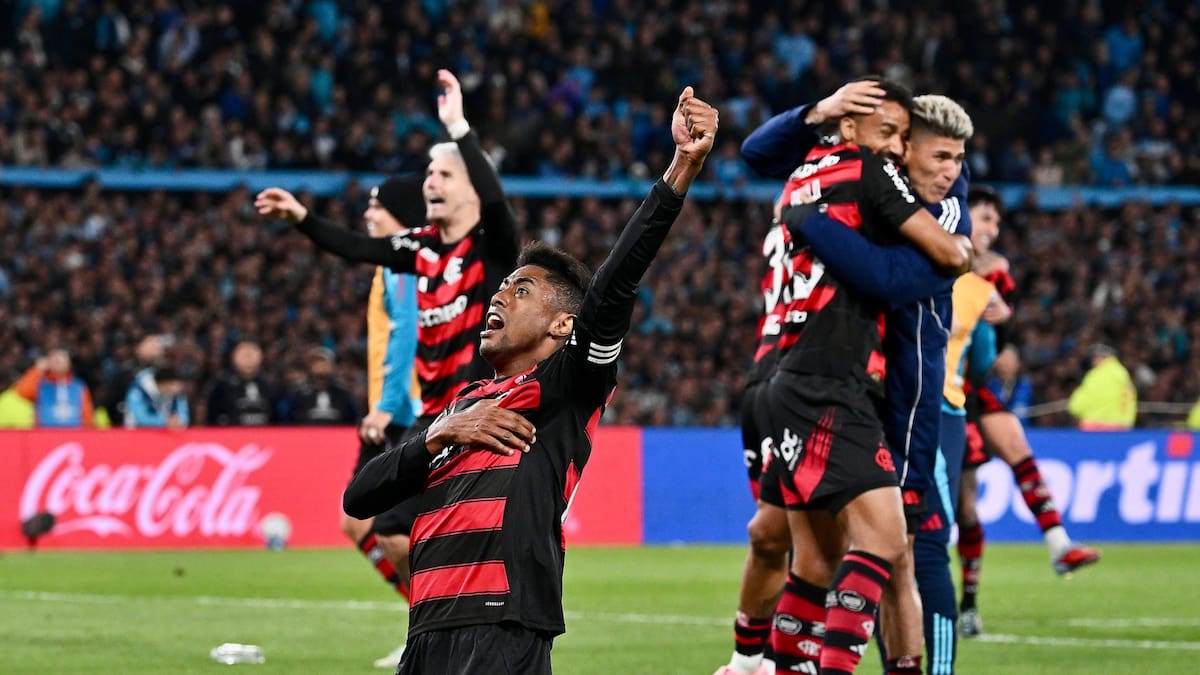 Racing vs. Flamengo en el estadio Presidente Perón, por las semifinales de la Copa Libertadores 2025.
