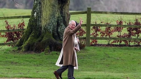Primera salida del rey Carlos III tras ser diagnosticado con cáncer. Foto: Reuters.