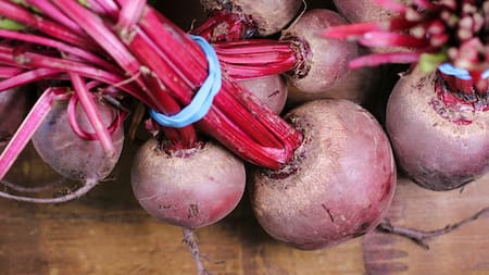 La forma correcta de cocinar la remolacha para aprovechar todos los nutrientes: el paso a paso