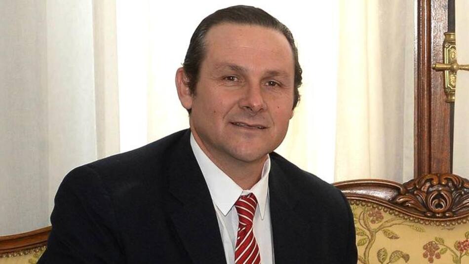Camilo Etchevarren, intendente de Dolores, provincia de Buenos Aires, Wikipedia