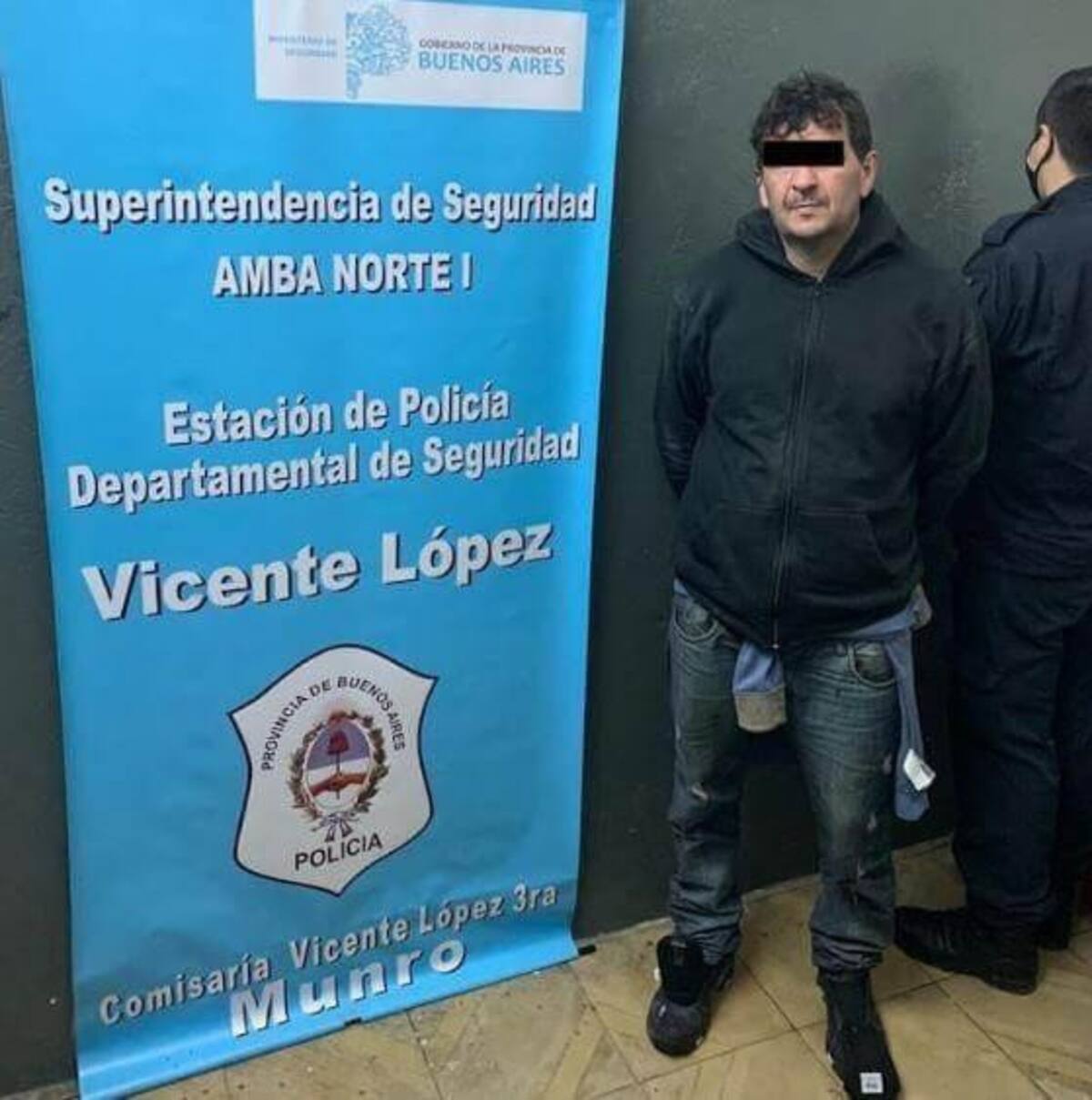 Arrestado por asaltar con su hijo la peluquería de de Vicente López