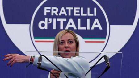 Giorgia Meloni, Italia, Reuters