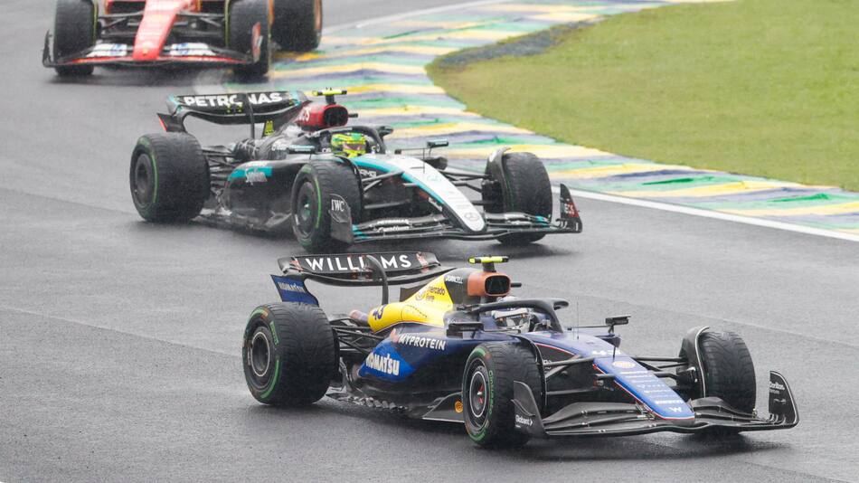 Franco Colapinto, Lewis Hamilton y Carlos Sainz. Foto: EFE.