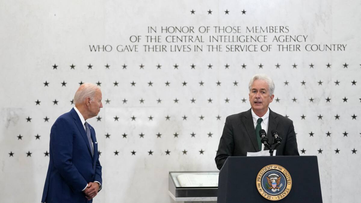 Joe Biden y Bill Burns. Foto: Reuters.