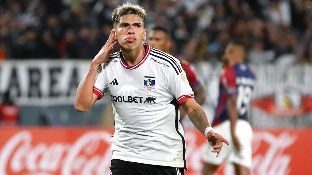 Carlos Palacios, futbolista. Foto: NA
