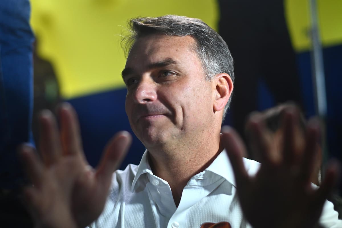 Flávio Bolsonaro.
